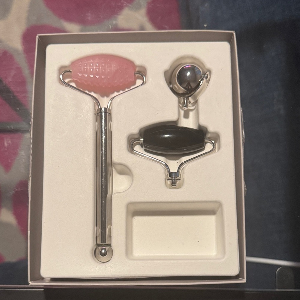 Sephora Pink and Black Skincare Tool Set